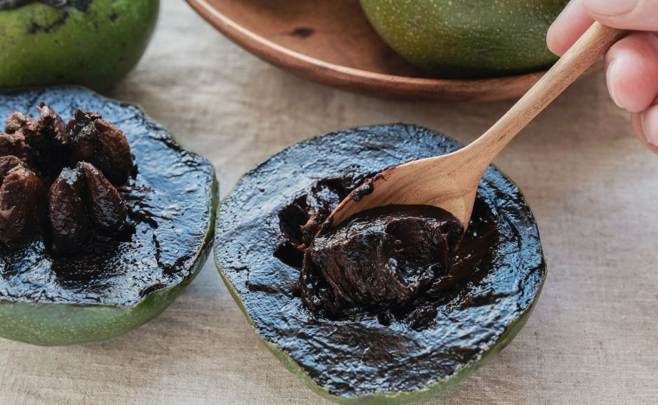 black sapote